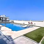 Marinsa - Atico شقة *